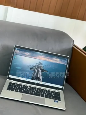 New Laptop HP EliteBook 830 G7 8GB Intel Core i7 SSD 256GB