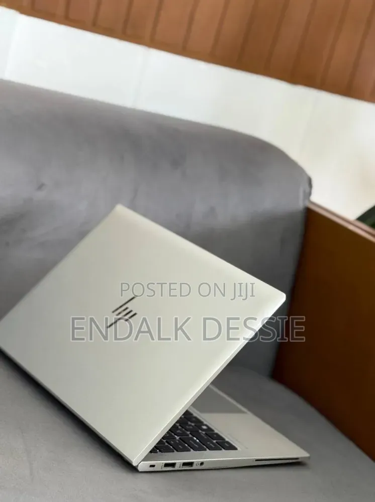 New Laptop HP EliteBook 830 G7 8GB Intel Core i7 SSD 256GB