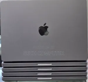 New Laptop Apple MacBook Pro M1 32GB Intel Core i7 SSD 512GB