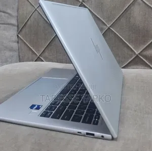 New Laptop HP EliteBook 840 G9 16GB Intel Core i7 SSD 512GB