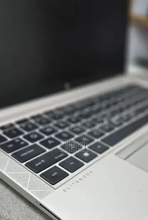 New Laptop HP EliteBook 840 G8 16GB Intel Core i7 SSD 512GB