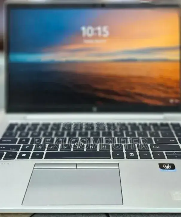 New Laptop HP EliteBook 840 G8 16GB Intel Core i5 SSD 512GB
