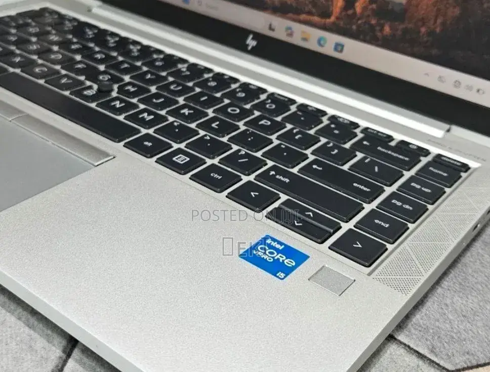 New Laptop HP EliteBook 840 G8 16GB Intel Core i5 SSD 512GB
