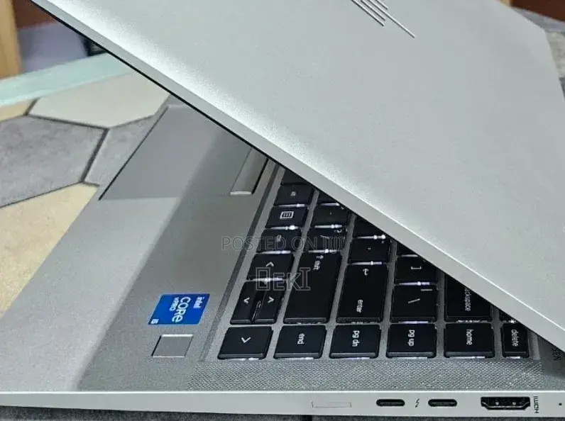 New Laptop HP EliteBook 840 G8 16GB Intel Core i5 SSD 512GB