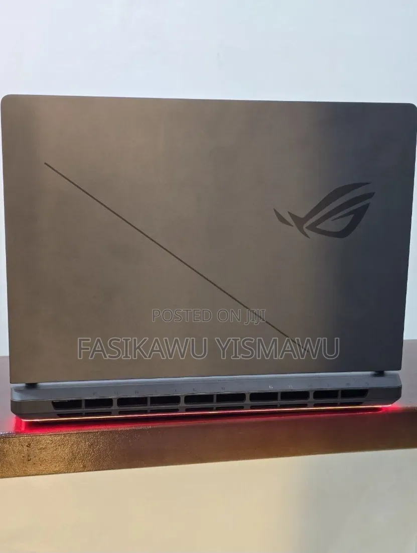 New Laptop Asus ROG Strix G15 16GB Intel Core i7 SSD 1T