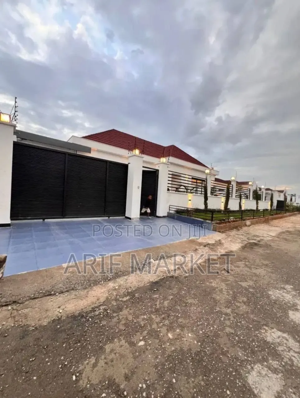 7bdrm Villa in Bole for sale