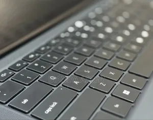 New Laptop Dell XPS 17 9720 16GB Intel Core i7 SSD 1T