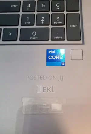 New Laptop HP ZBook Firefly G8 16GB Intel Core i7 SSD 512GB