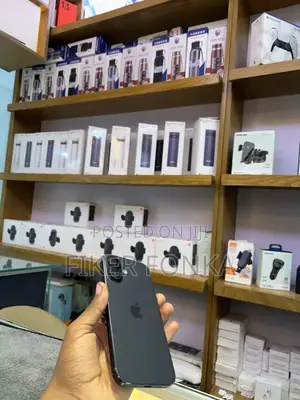 Apple iPhone 16 128 GB Black