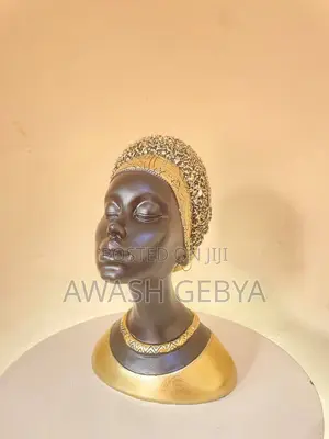 Africa Women Ornament Statues