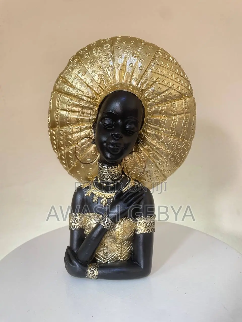 Africa Women Ornament Statues