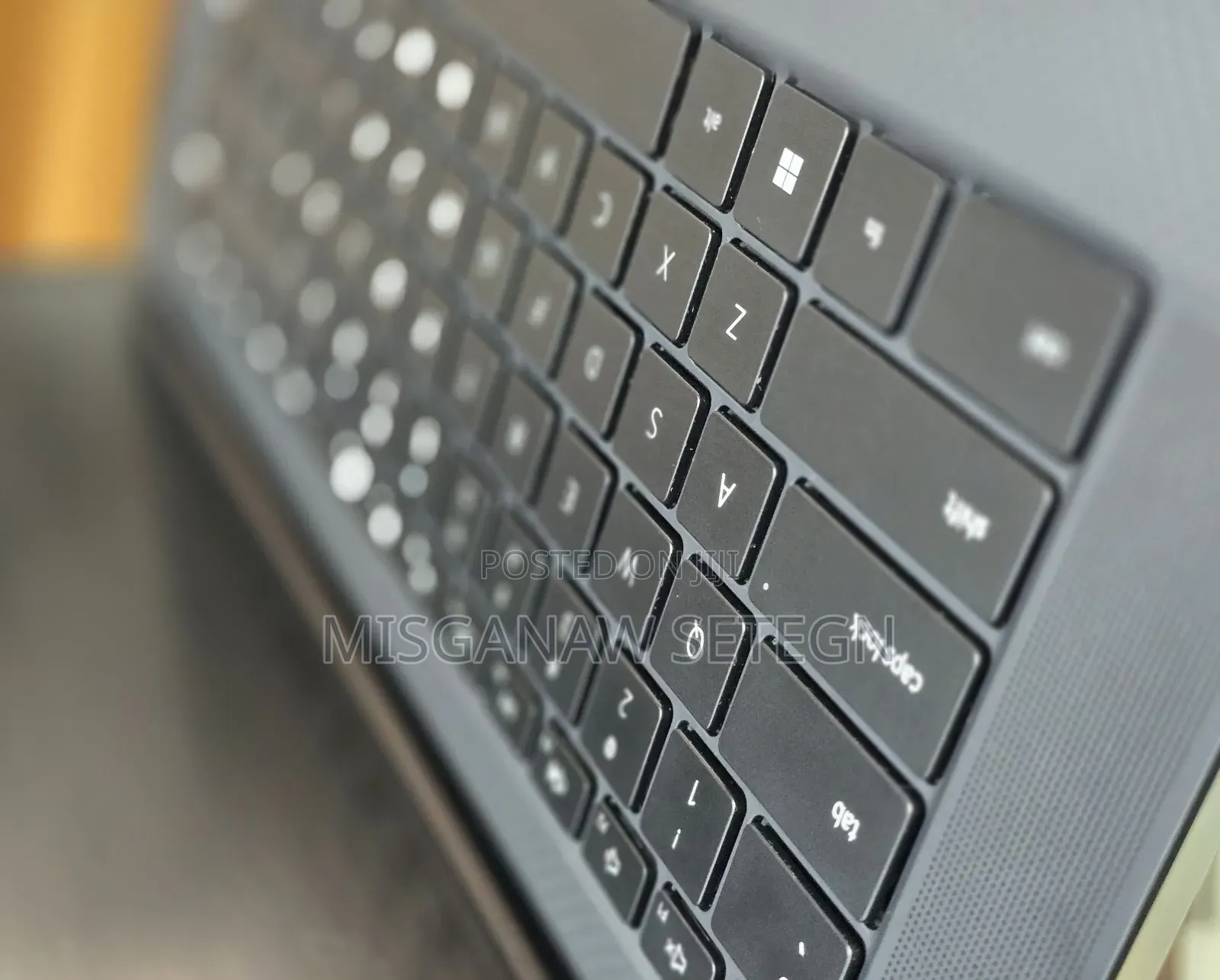 New Laptop Dell XPS 17 9720 16GB Intel Core i7 SSD 1T