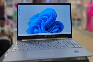 New Laptop HP Stream Notebook 8GB Intel Core i7 SSD 512GB