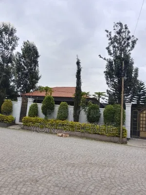 Furnished 8bdrm House in ዱከም, East Shewa for sale