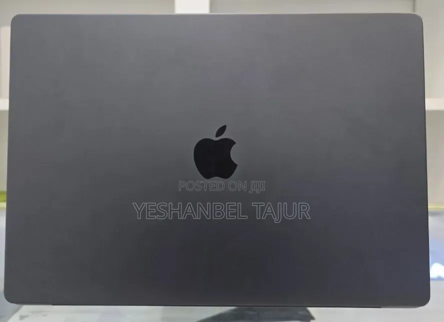 New Apple MacBook Pro 2023 M3 Pro 16-inch 36GB Apple M3 Pro SSD 512GB