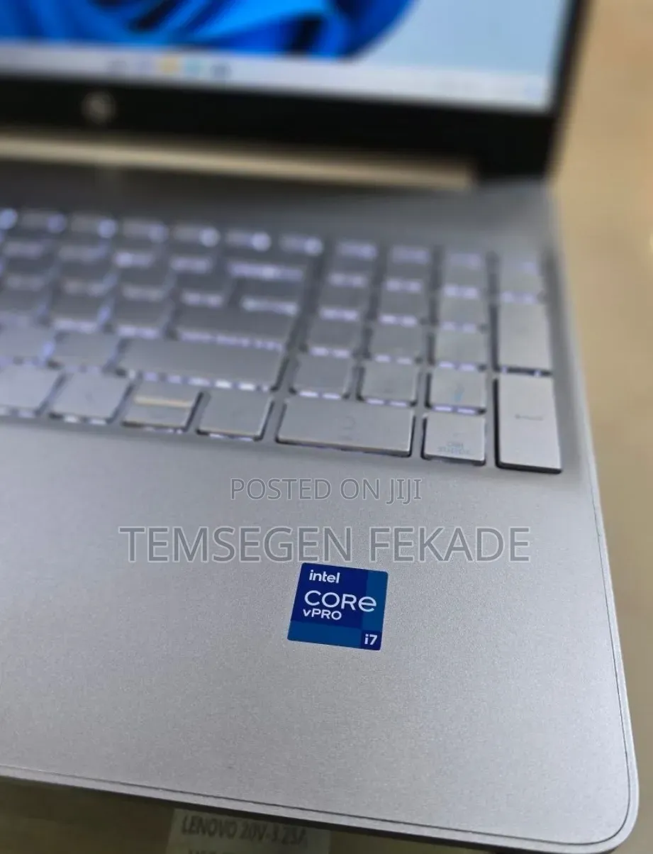 New Laptop HP Stream Notebook 8GB Intel Core i7 SSD 512GB