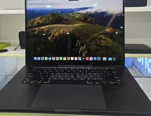 New Laptop Apple MacBook Pro 2024 M3 14-inch 36GB Apple M3 Pro SSD 1T