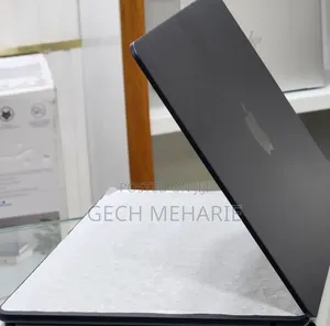 New Laptop Apple MacBook Pro 2024 M4 14-inch 16GB Apple M4 SSD 256GB