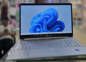 New Laptop HP Stream Notebook 8GB Intel Core i7 SSD 512GB