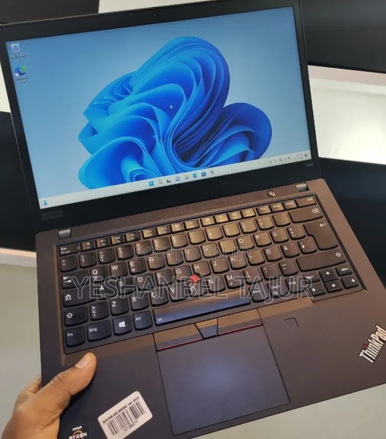 New Laptop Lenovo ThinkPad t495s 16GB AMD Ryzen 5 SSD 512GB
