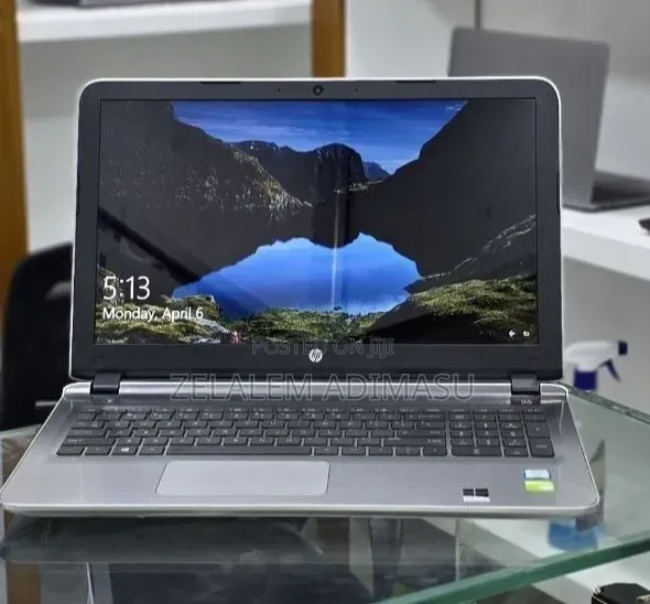 New Laptop HP Pavilion 15 8GB Intel Core i5 HDD 1T