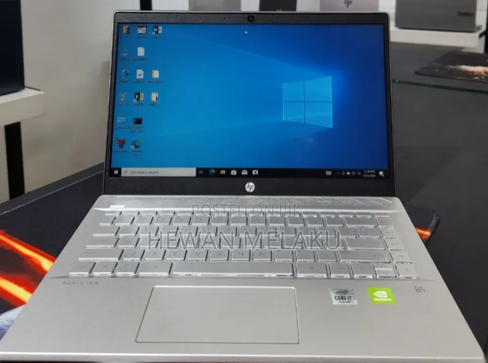 New Laptop HP Pavilion 14 16GB Intel Core i7 SSD 512GB