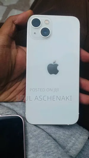 New Apple iPhone 13 128 GB White
