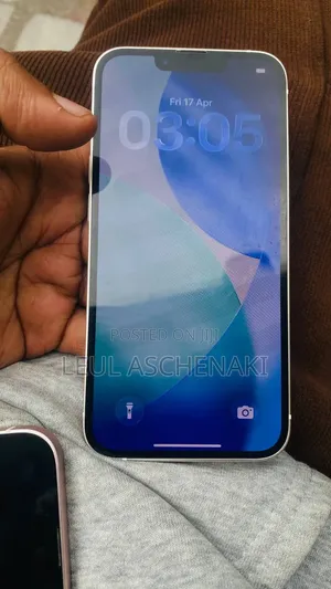 New Apple iPhone 13 128 GB White