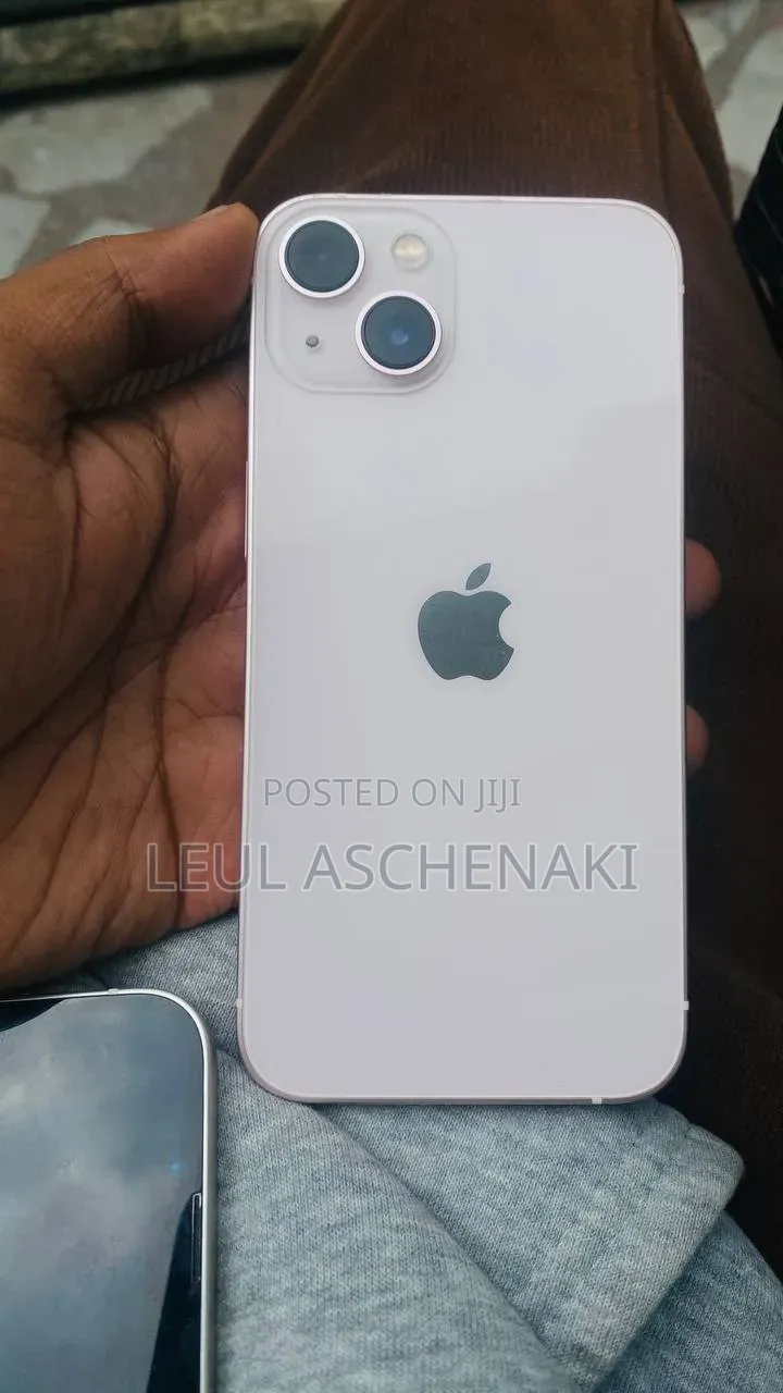 New Apple iPhone 13 128 GB Pink