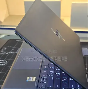 New Laptop HP Spectre 16GB Intel Core i7 SSD 1T