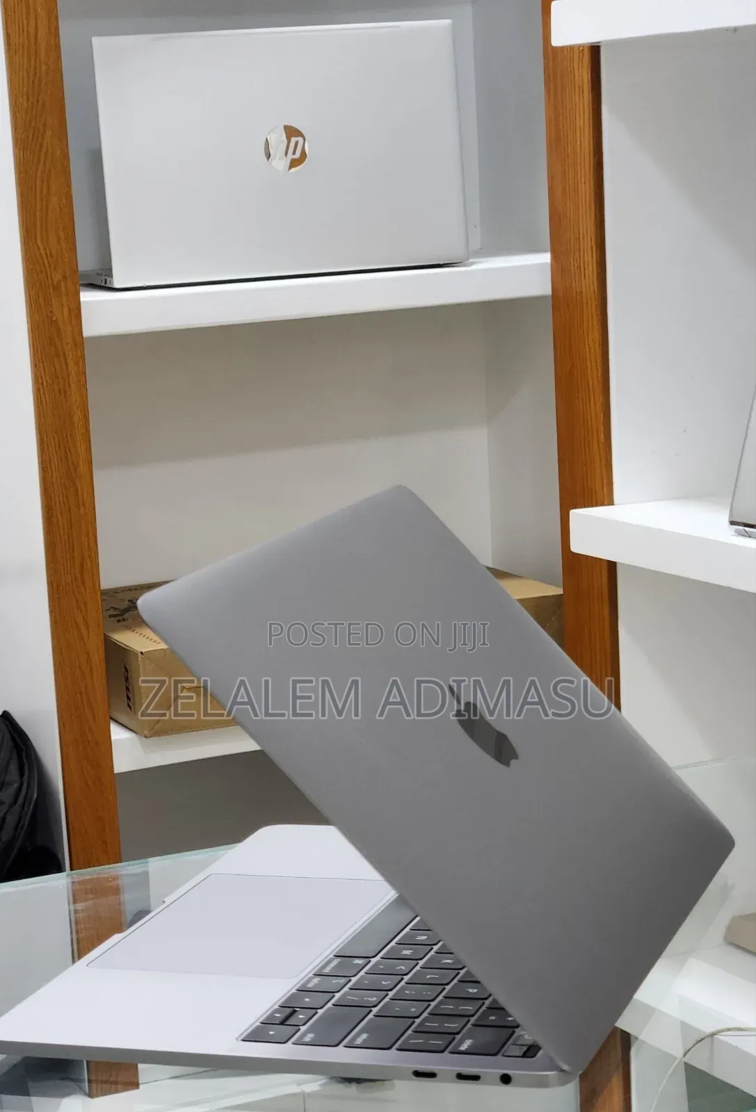 New Laptop Apple MacBook Pro 2019 16GB Apple M1 SSD 1T