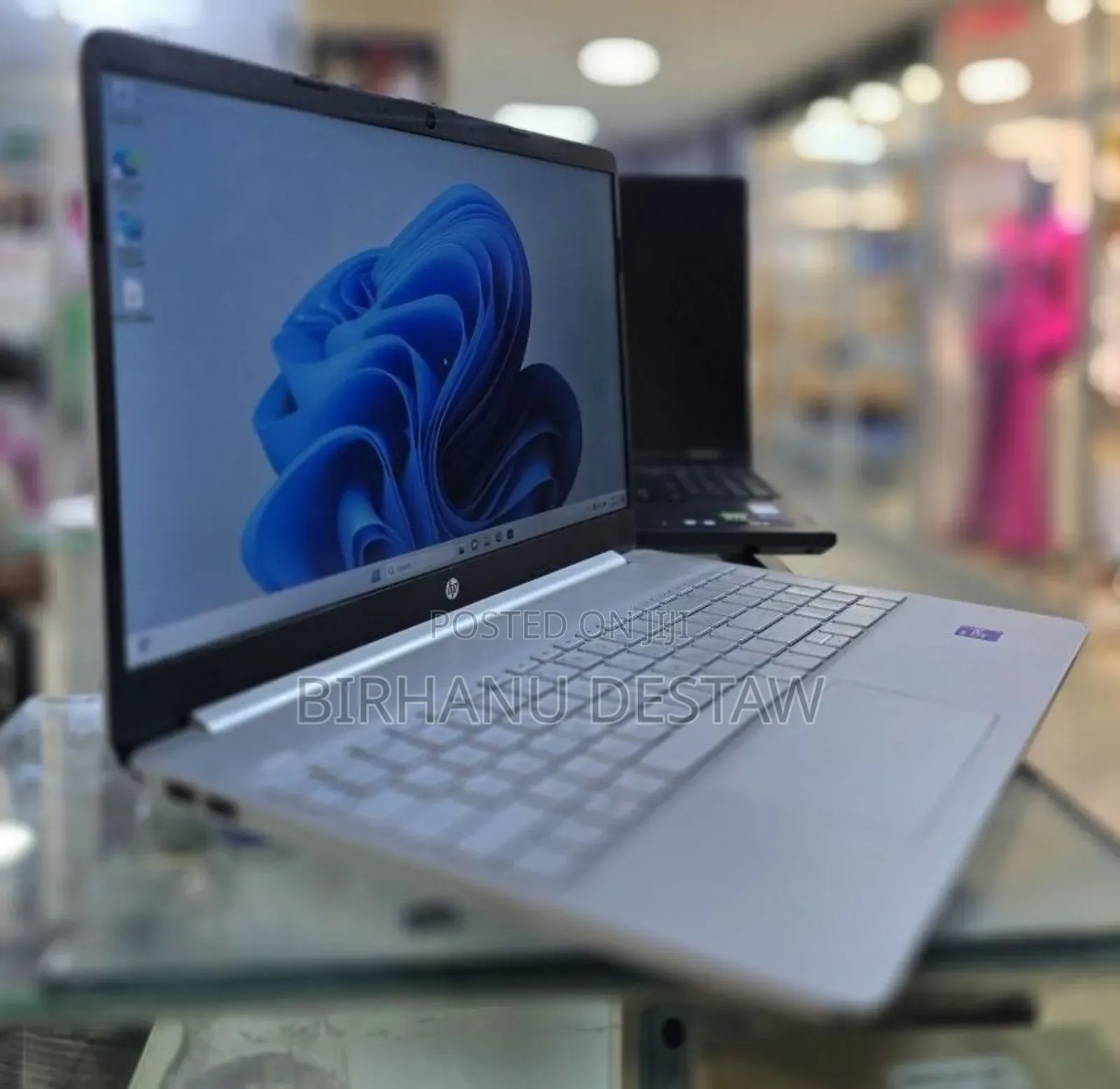 New Laptop HP Stream Notebook 8GB Intel Core i7 SSD 512GB