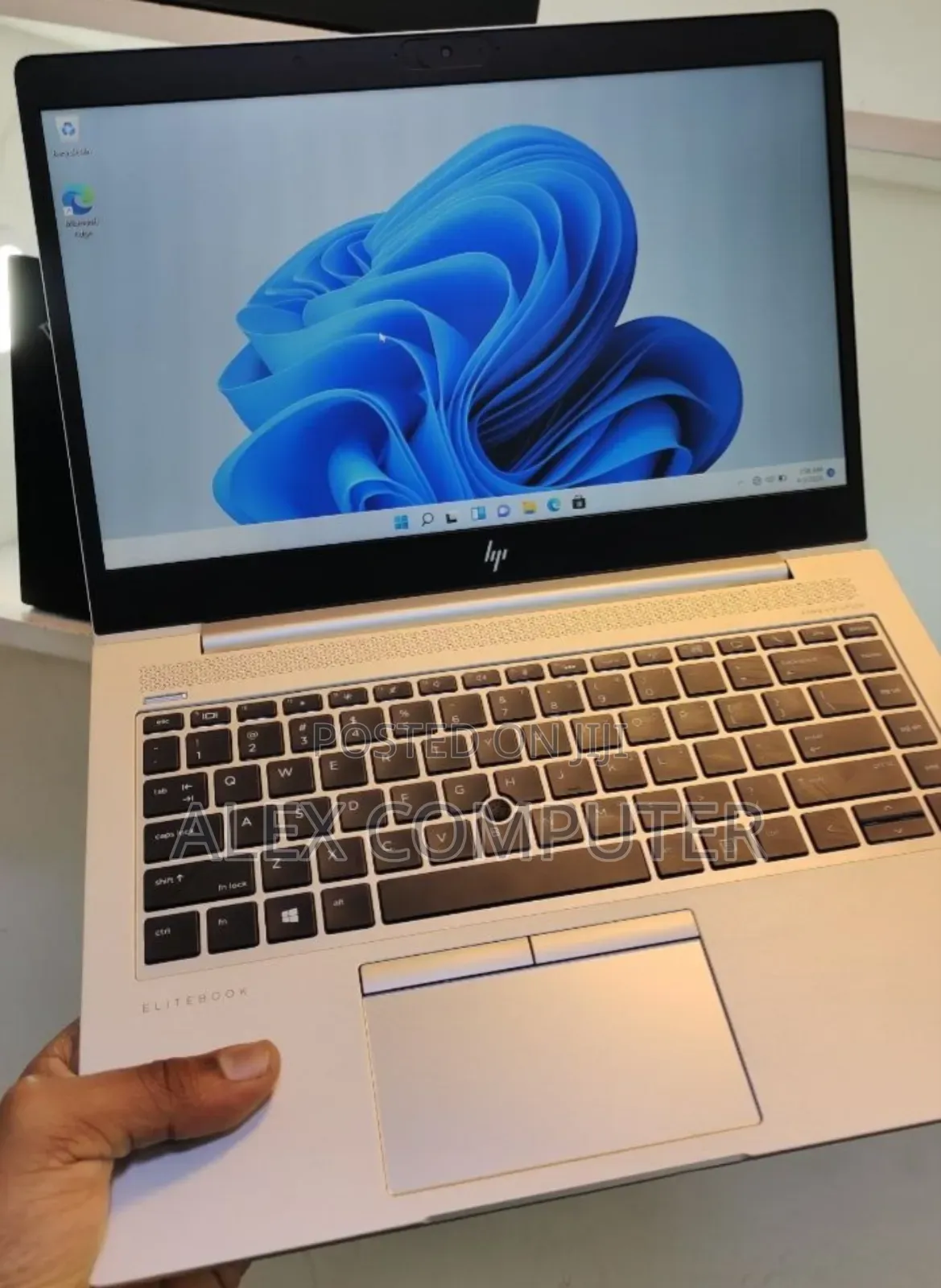 New Laptop HP EliteBook 745 G5 12GB Intel Core i5 SSD 256GB
