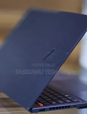 New Laptop Asus ZenBook Pro 15 UX535L 16GB Intel Core i7 SSD 512GB