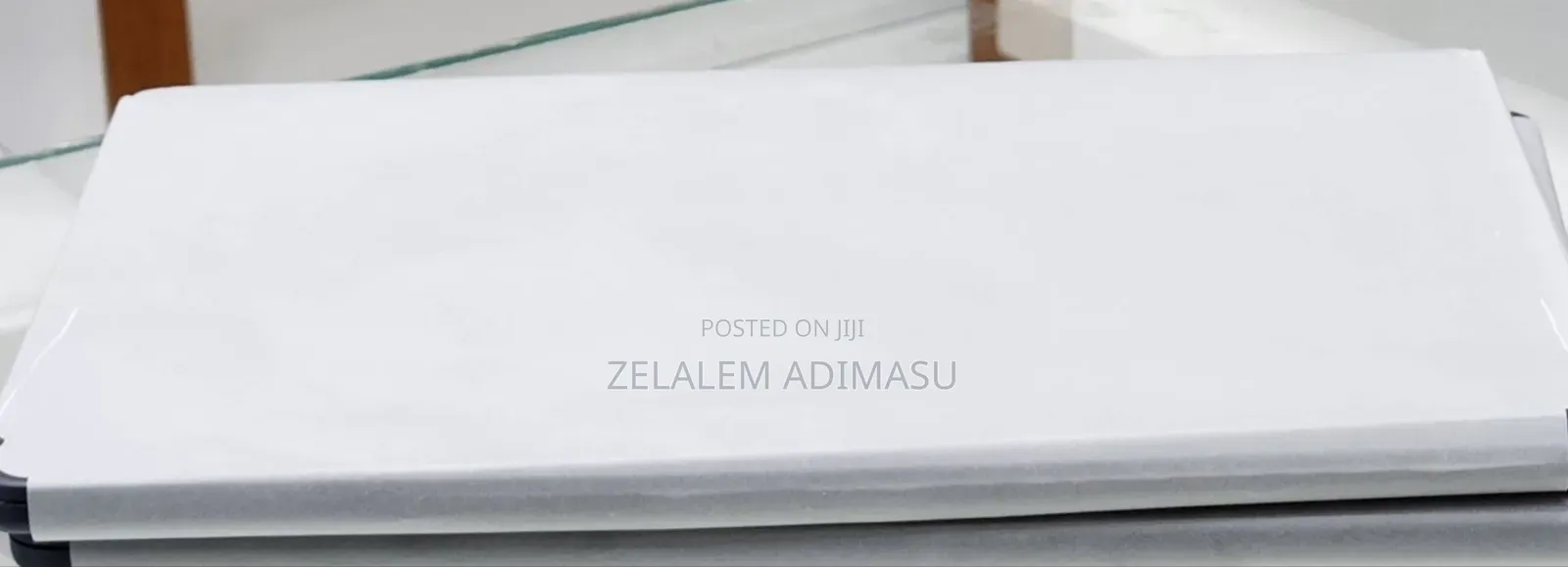 New Laptop Apple MacBook Air 2024 M3 13-inch 16GB Apple M4 SSD 256GB