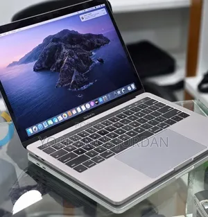 New Laptop Apple MacBook Pro 2019 16GB Intel Core i5 SSD 256GB