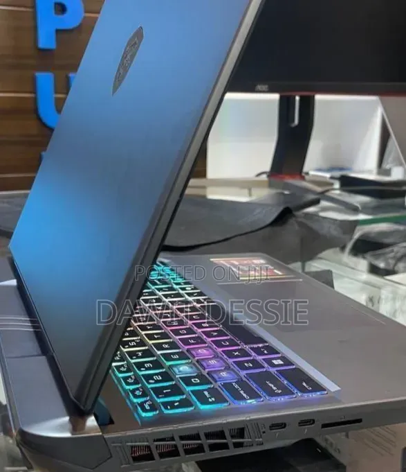 New Laptop MSI 16GB Intel Core Ultra 7 SSD 1T