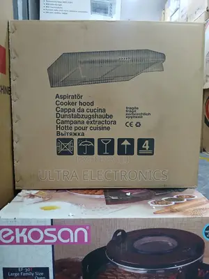 Kosan Brand Under-Cabinet Cooker Hood, Designed to Remove Smok