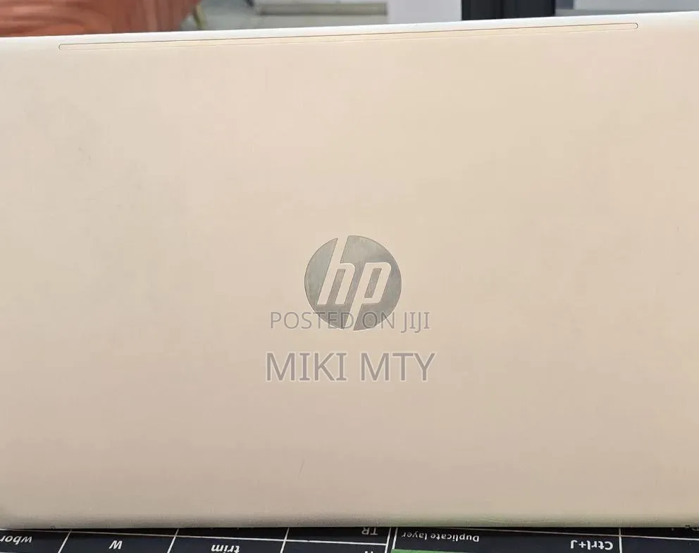 New Laptop HP Pavilion 15 8GB Intel Core i5 SSHD (Hybrid) 512GB