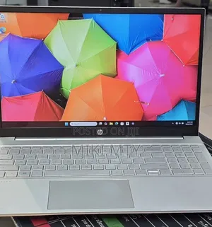 New Laptop HP Pavilion 15 8GB Intel Core i5 SSHD (Hybrid) 512GB