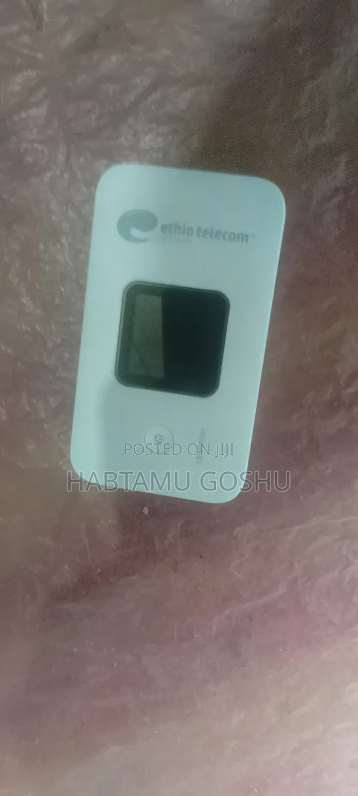 በመጠኑ ያገለገለች Modem