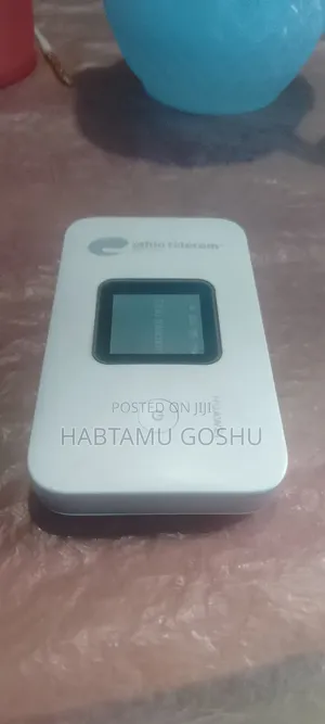 በመጠኑ ያገለገለች Modem