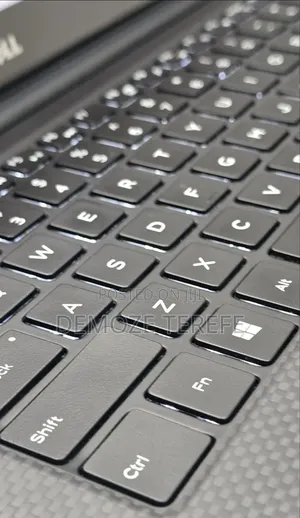 New Laptop Dell Precision 5520 16GB Intel Core i7 SSD 512GB