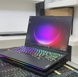 New Laptop Lenovo Legion Pro 7 48GB Intel Core i9 SSD 1T