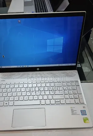 New Laptop HP Pavilion 15 8GB Intel Core i7 SSD 512GB