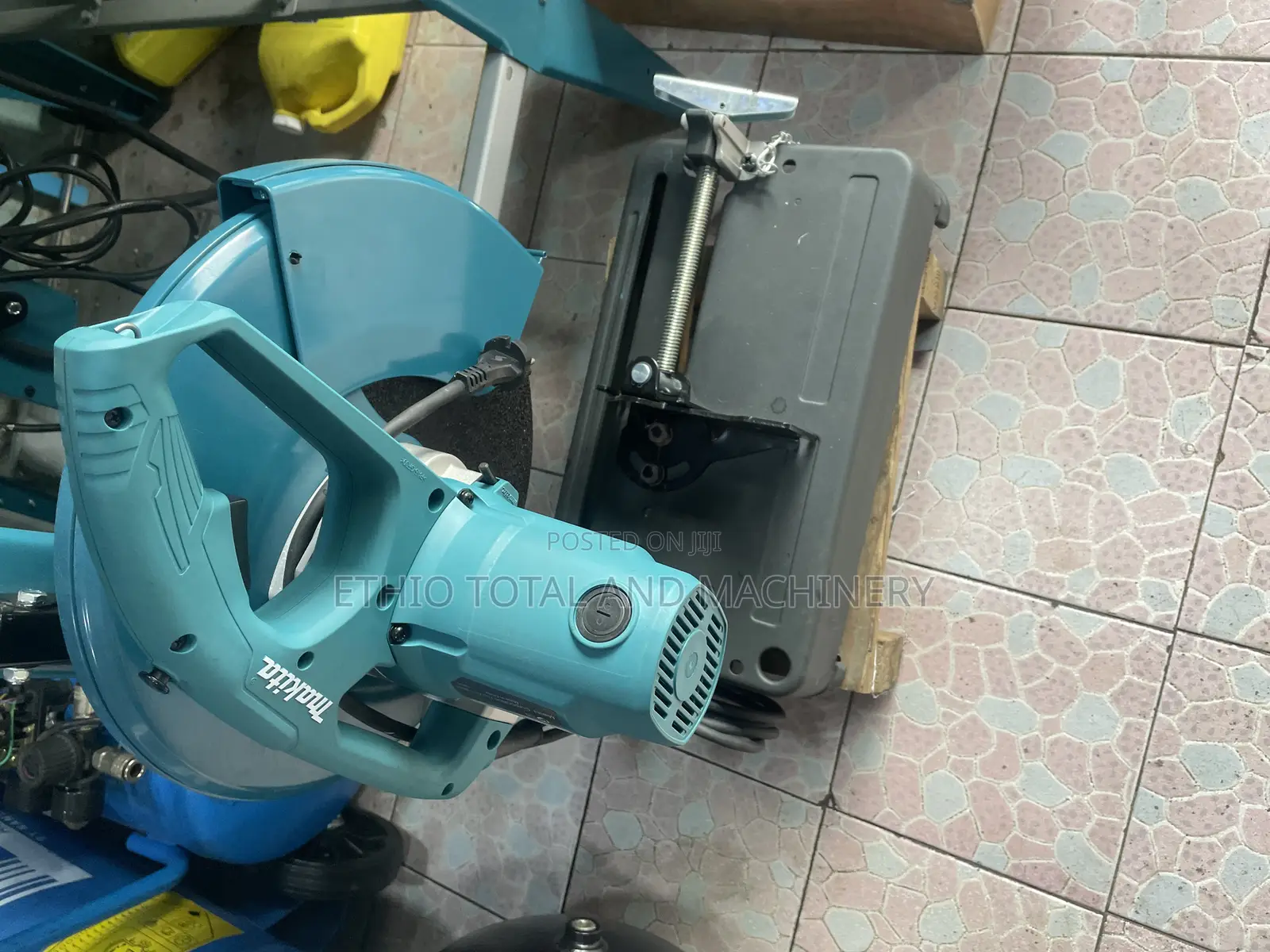 Original Makita Cut Off Saw