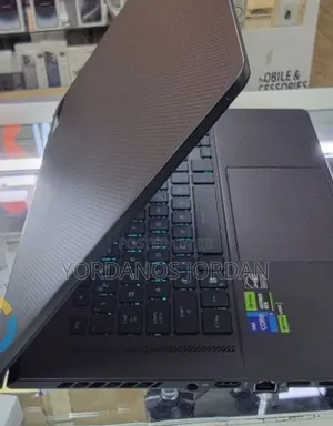 New Laptop Asus ROG Zephyrus G16 16GB Intel Core i7 SSD 512GB