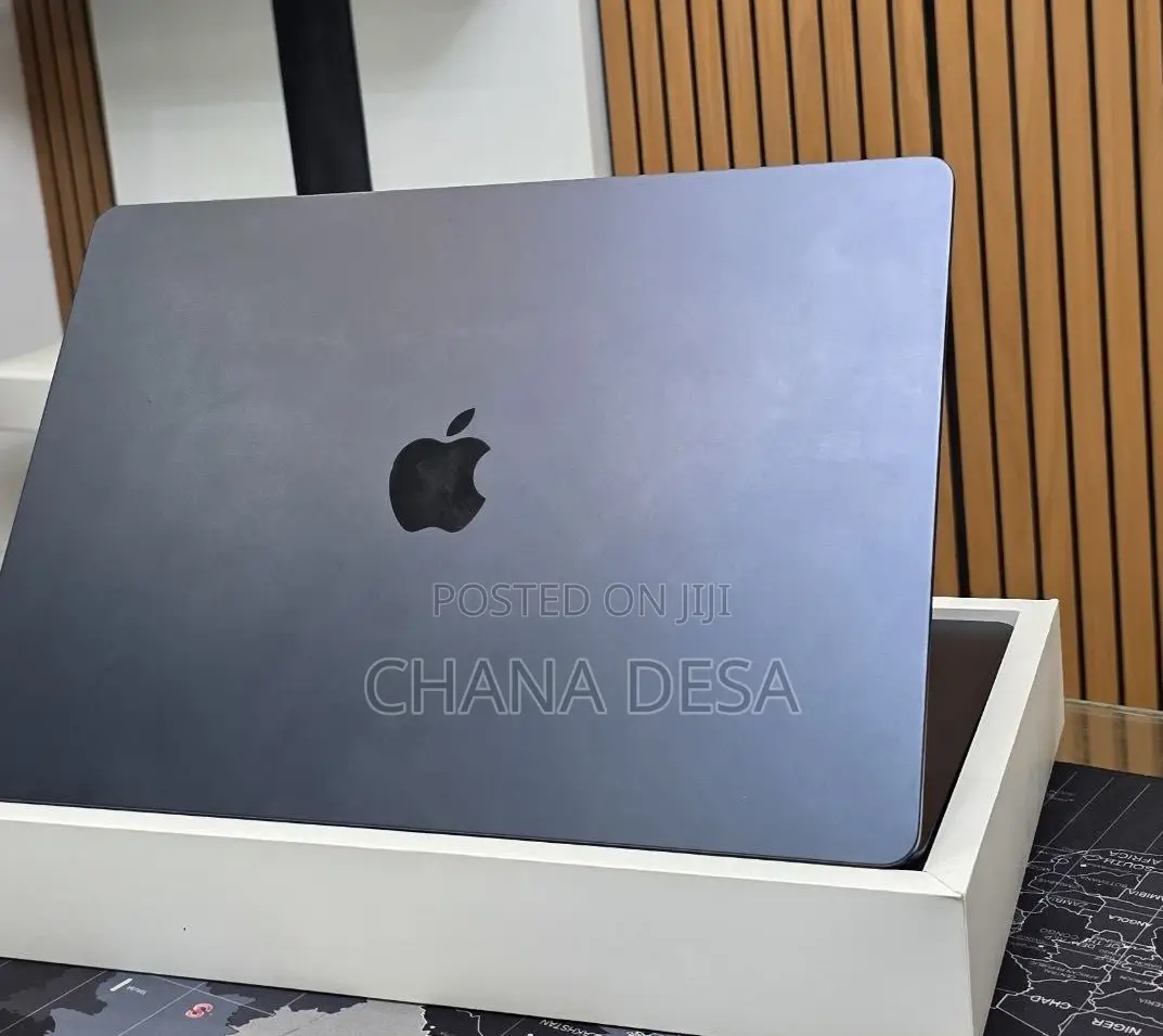 New Laptop Apple MacBook Air 2025 M4 15-inch 16GB Apple M4 SSD 256GB