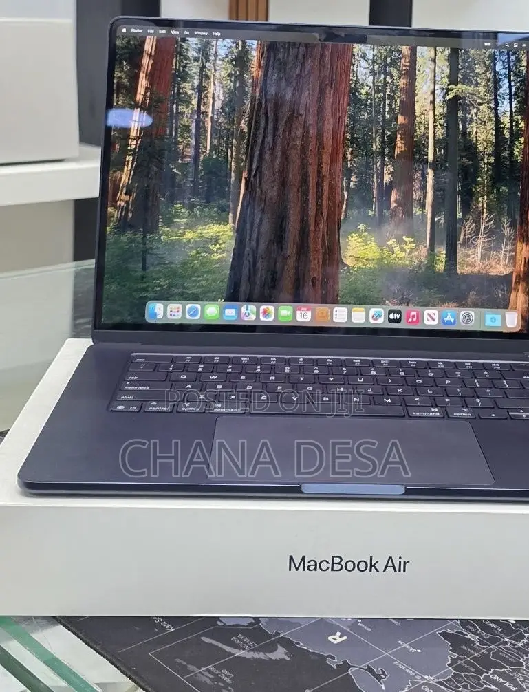 New Laptop Apple MacBook Air 2025 M4 15-inch 16GB Apple M4 SSD 256GB