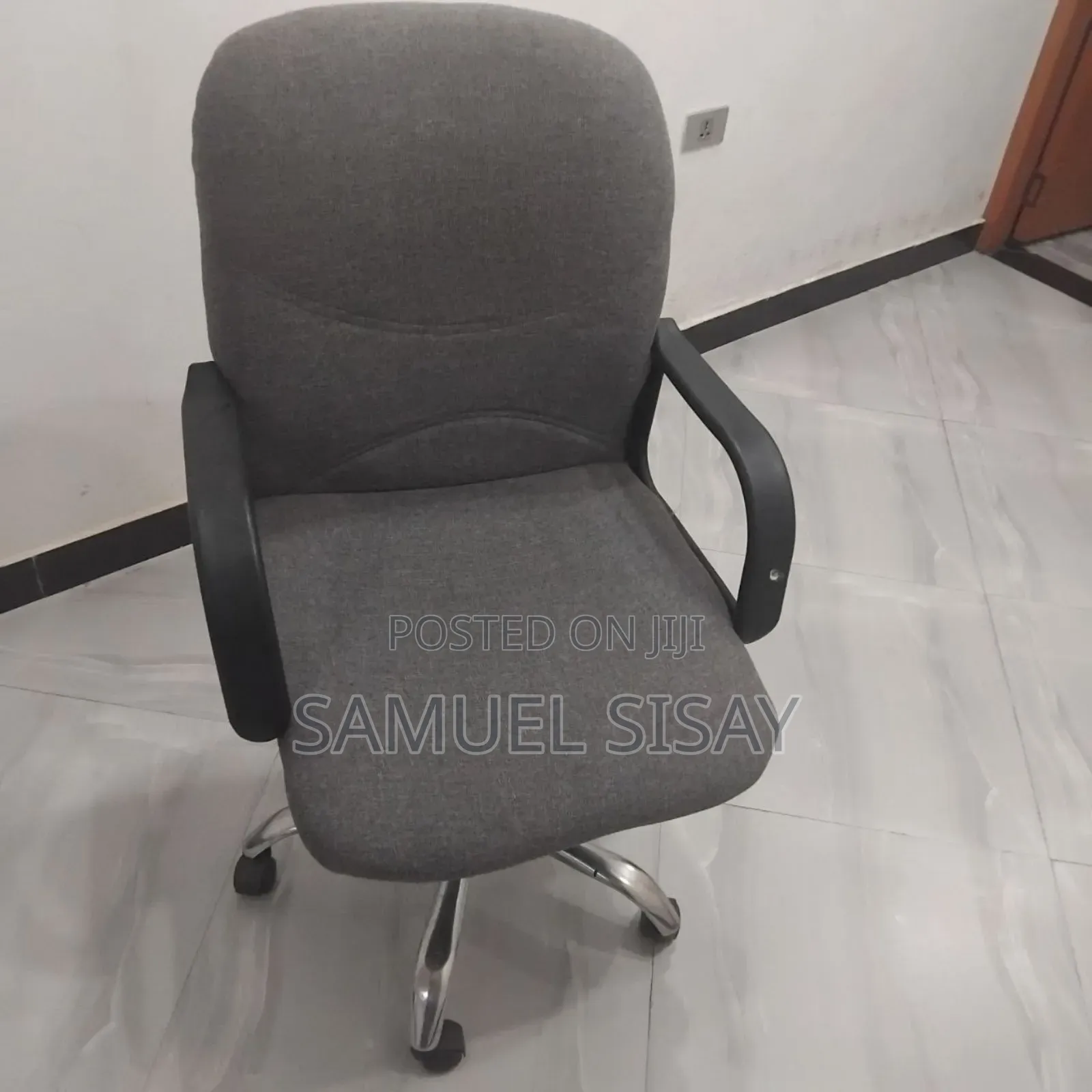 Tabke and Chair